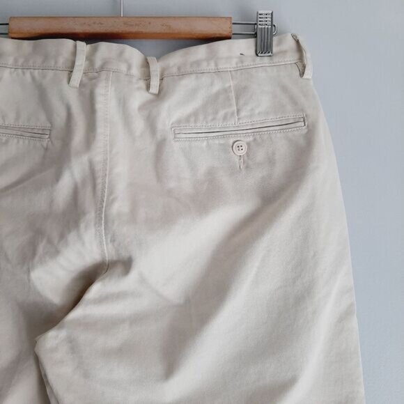 J. CREW Broken In Classic Chino Pants Light Beige Men's Sz 31 - Picture 8 of 11